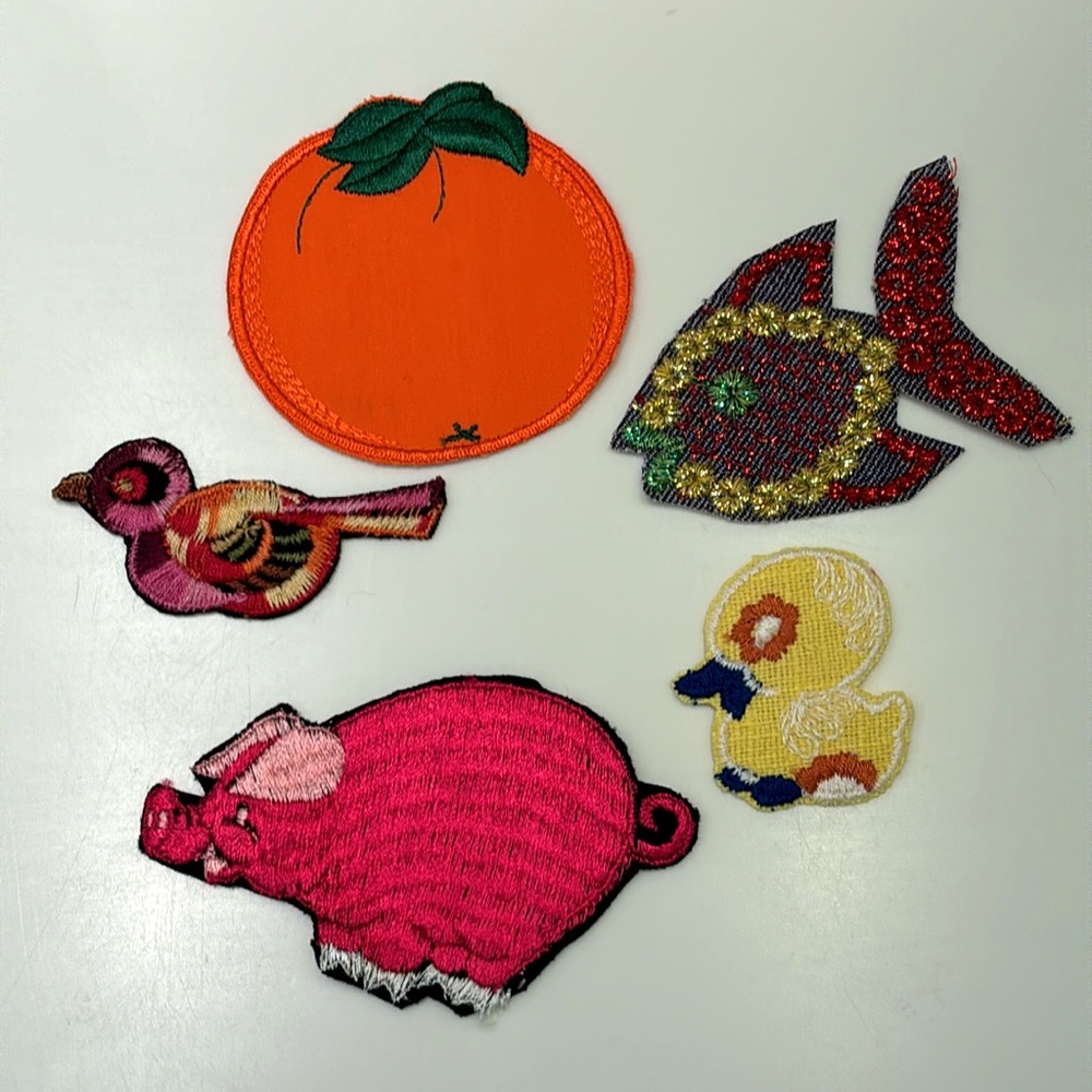 Vintage Novelty PATCHES Sew On Iron On Embroidered Pig Bird Fish Duck Orange NEW
